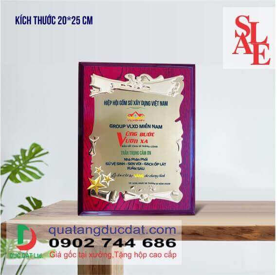 Bảng vinh danh 09