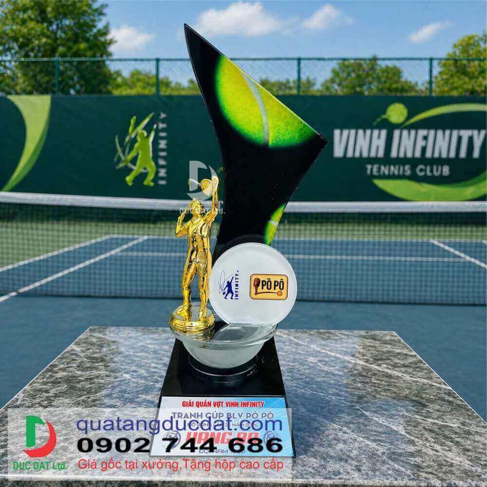 Cúp Tennis 81