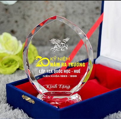 Kỷ niệm chương pha lê PL143