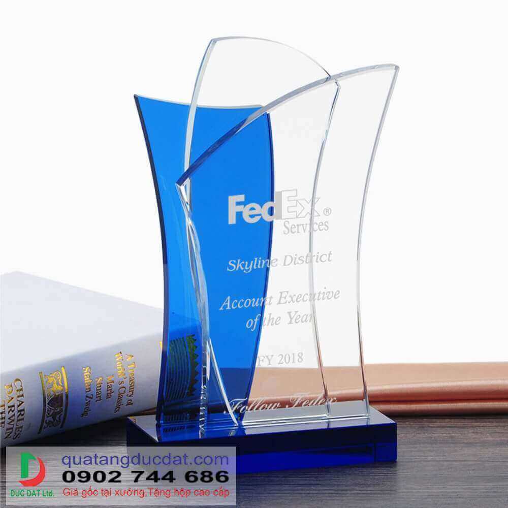 Kỷ niệm chương pha lê PL245