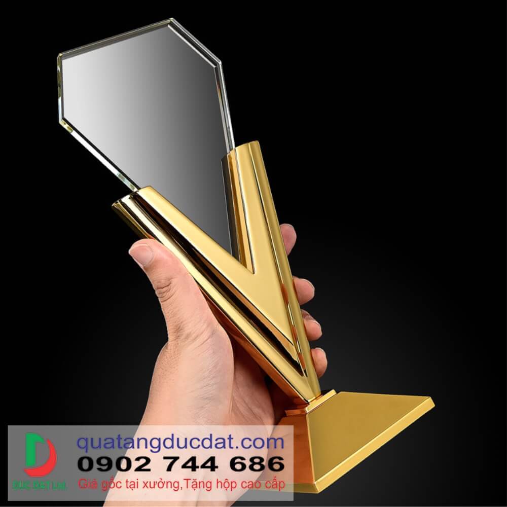 Kỷ niệm chương pha lê PL268