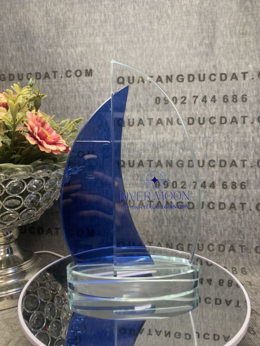 Kỷ niệm chương pha lê 209