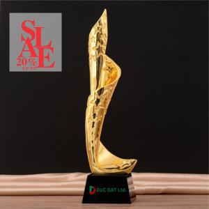 Cúp nghệ thuật 50