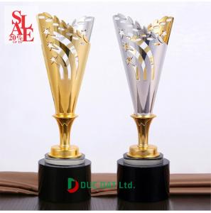 Cúp nghệ thuật 64