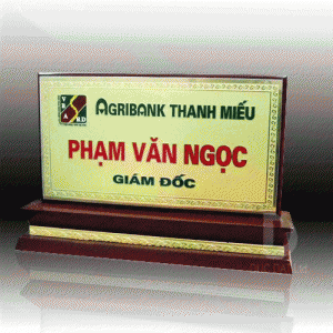 Bảng Tên để bàn 08