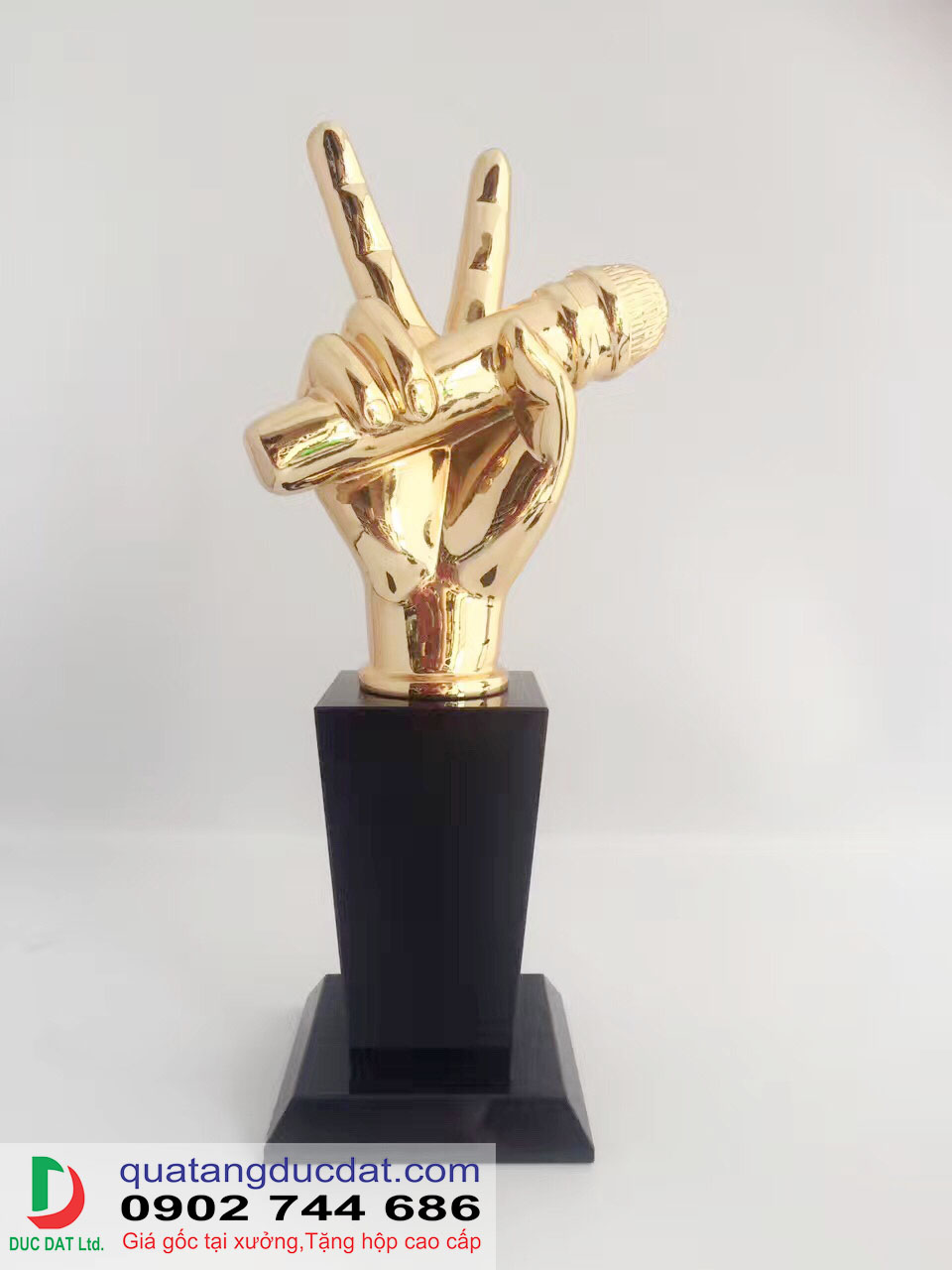 Cúp nghệ thuật 10