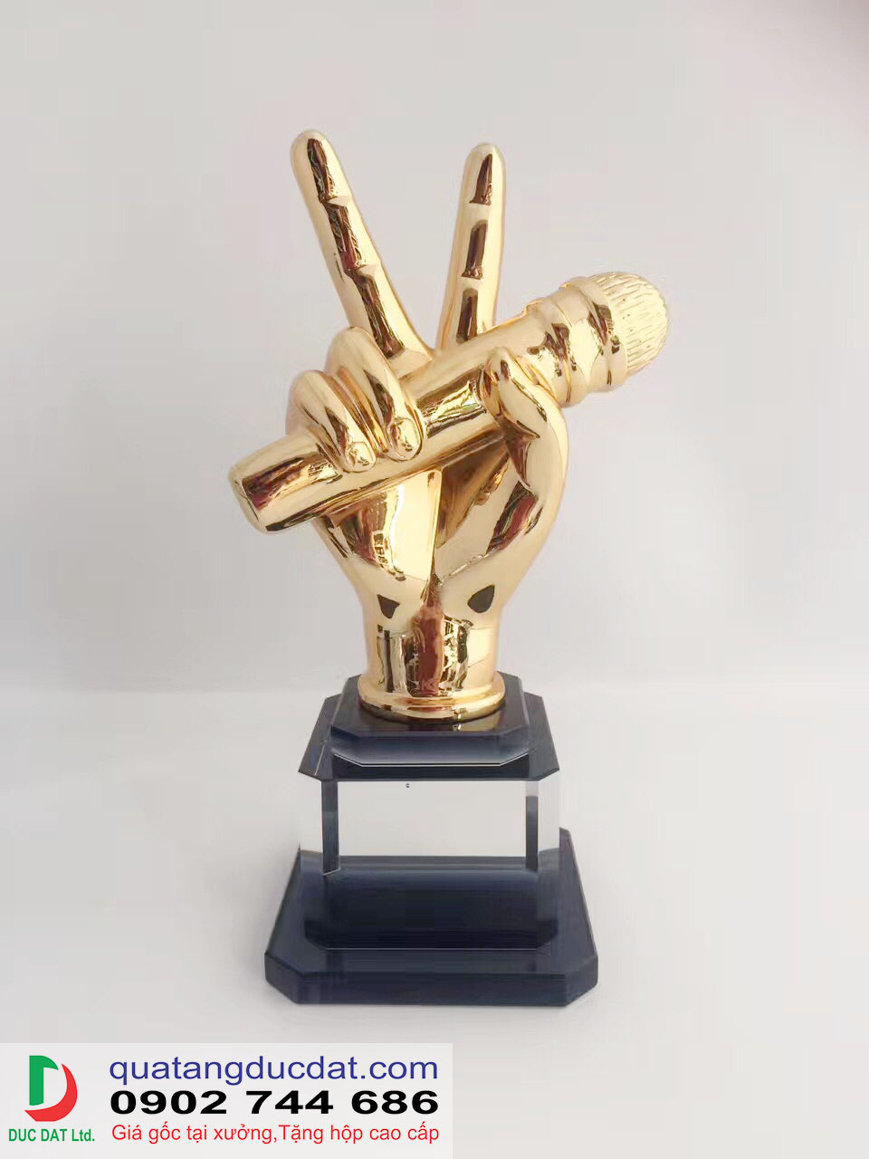 Cúp nghệ thuật 12