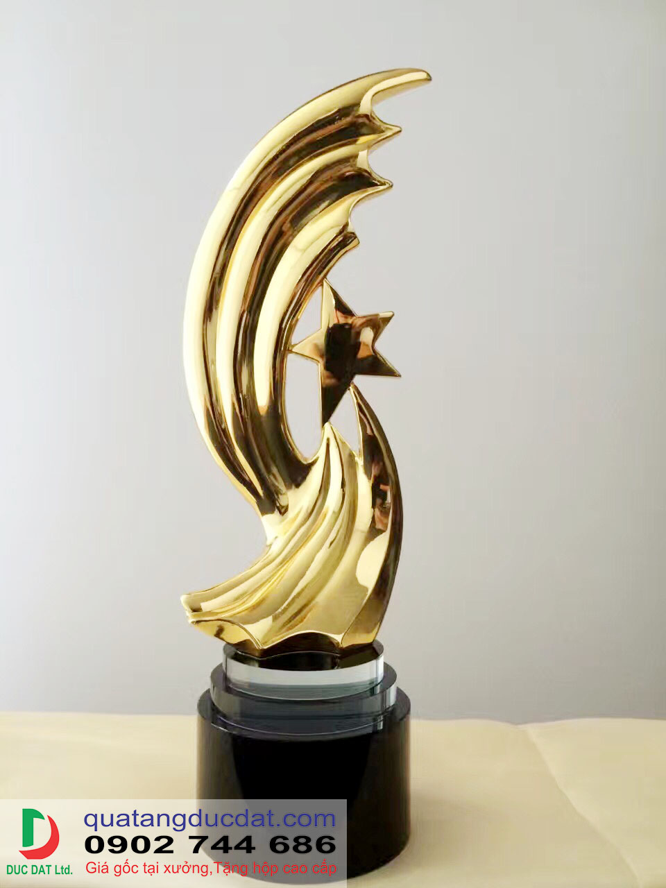 Cúp nghệ thuật 07